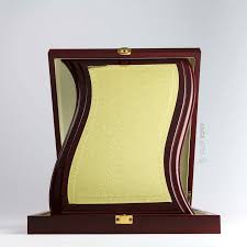 دروع التكريم لحظات تستحق الاحتفال